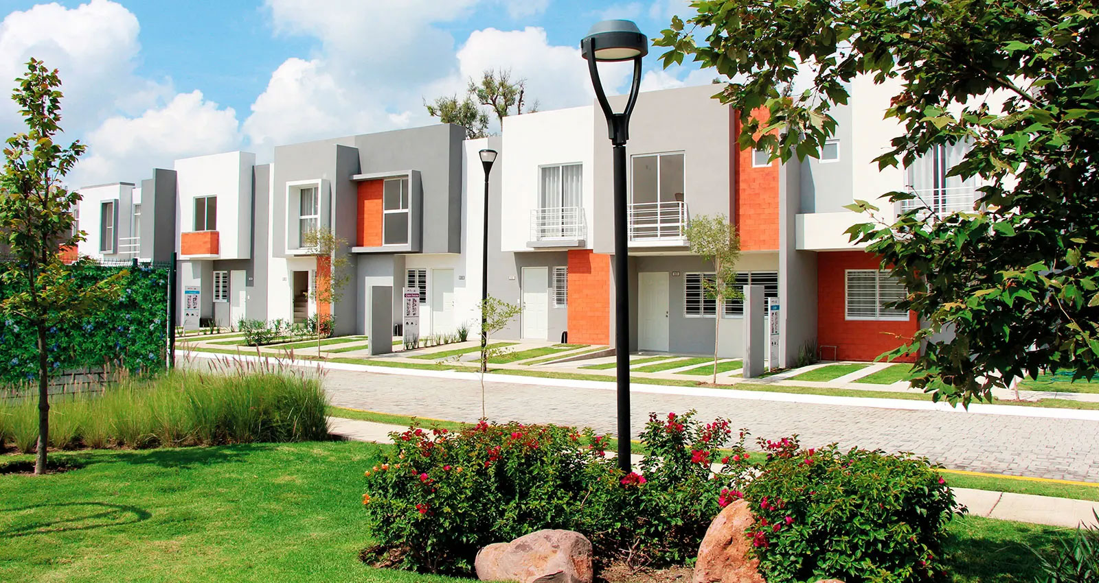 Desarrollo Paseo de los Parques: Casas y Departamentos en Tlajomulco
