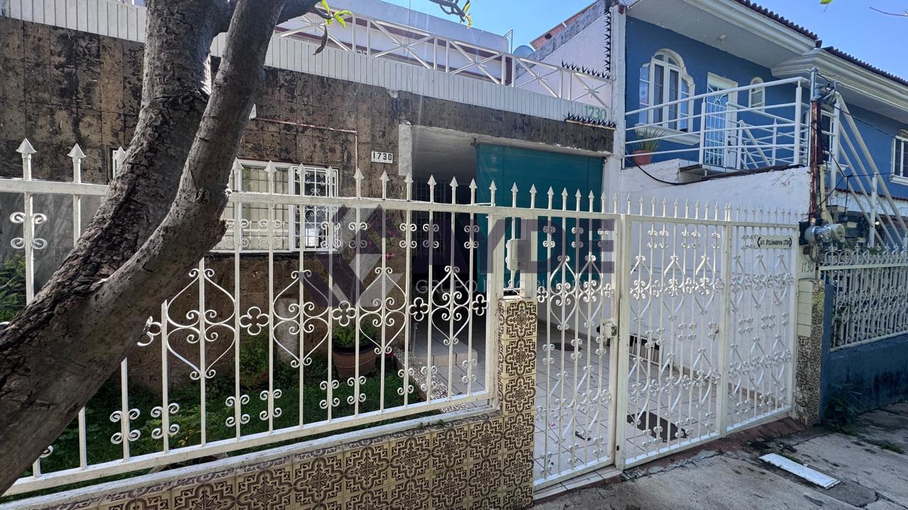 CASA EN VENTA EN COLINAS DE LA NORMAL