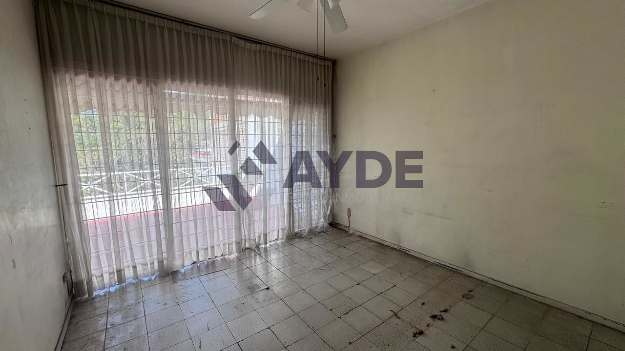 CASA EN VENTA EN COLINAS DE LA NORMAL