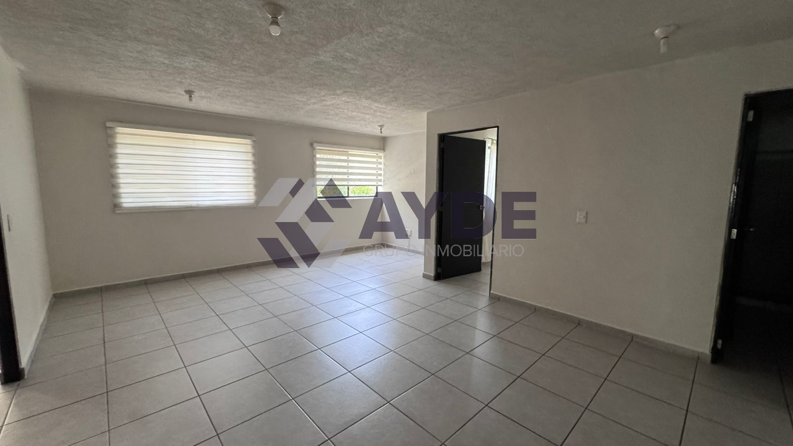DEPARTAMENTO EN RENTA EN PARQUES GUADALAJARA 210 A