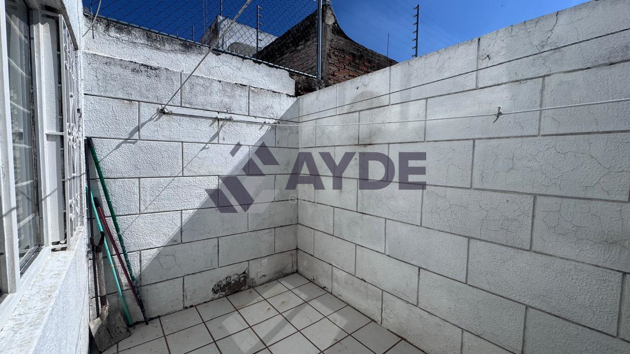CASA EN VENTA EN COLINAS DE LA NORMAL