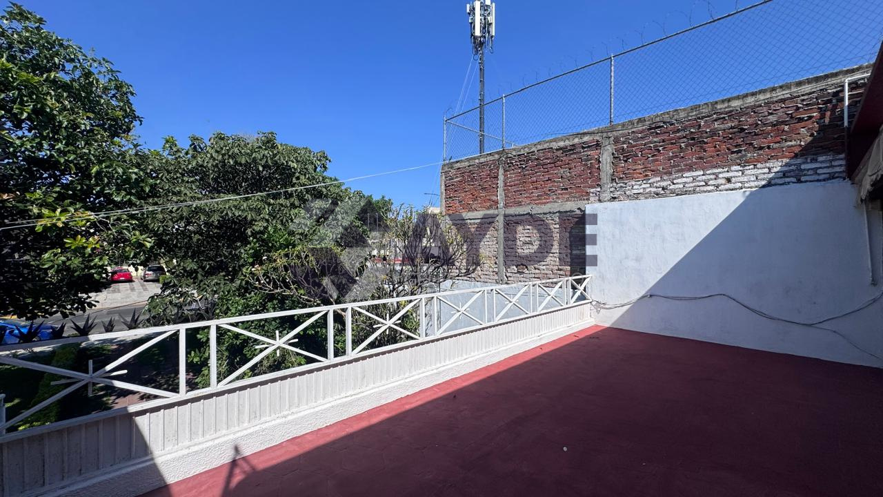 CASA EN VENTA EN COLINAS DE LA NORMAL