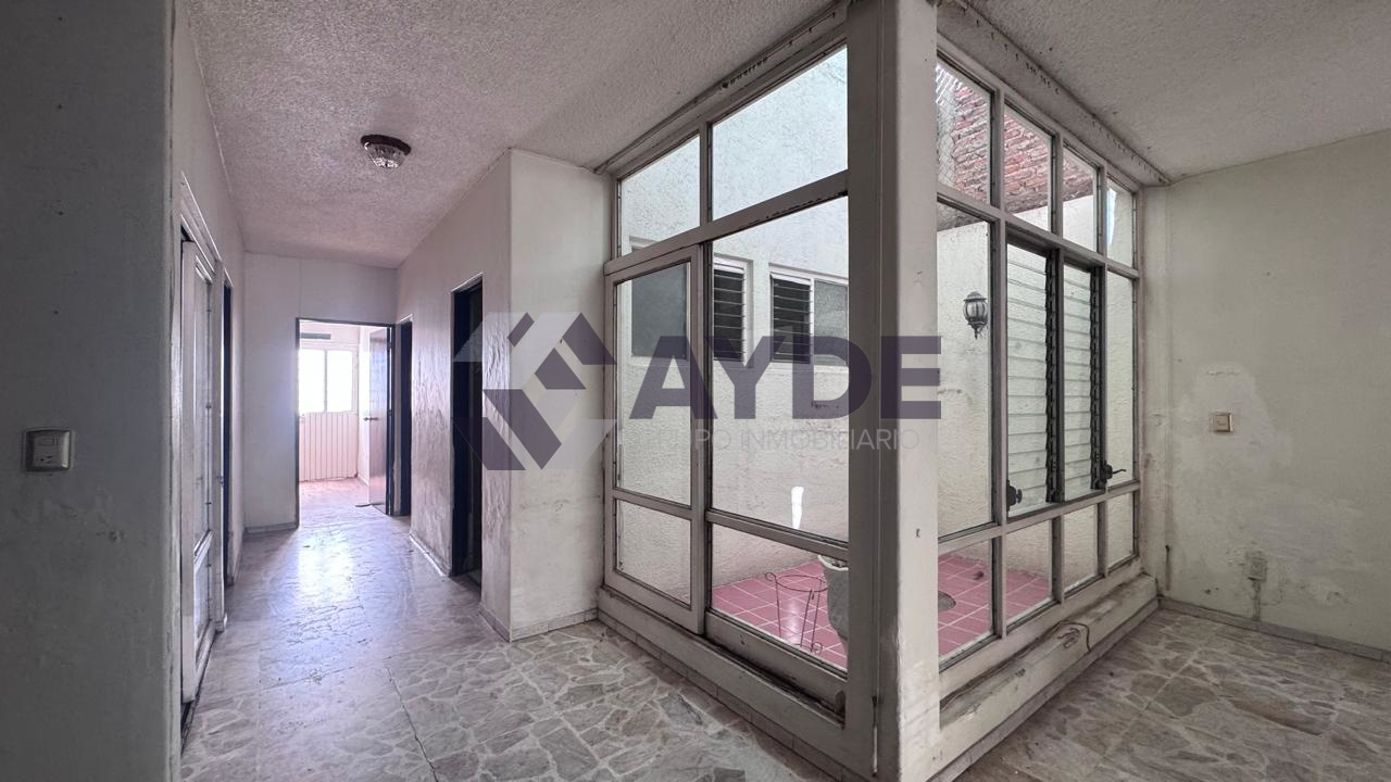 CASA EN VENTA EN COLINAS DE LA NORMAL