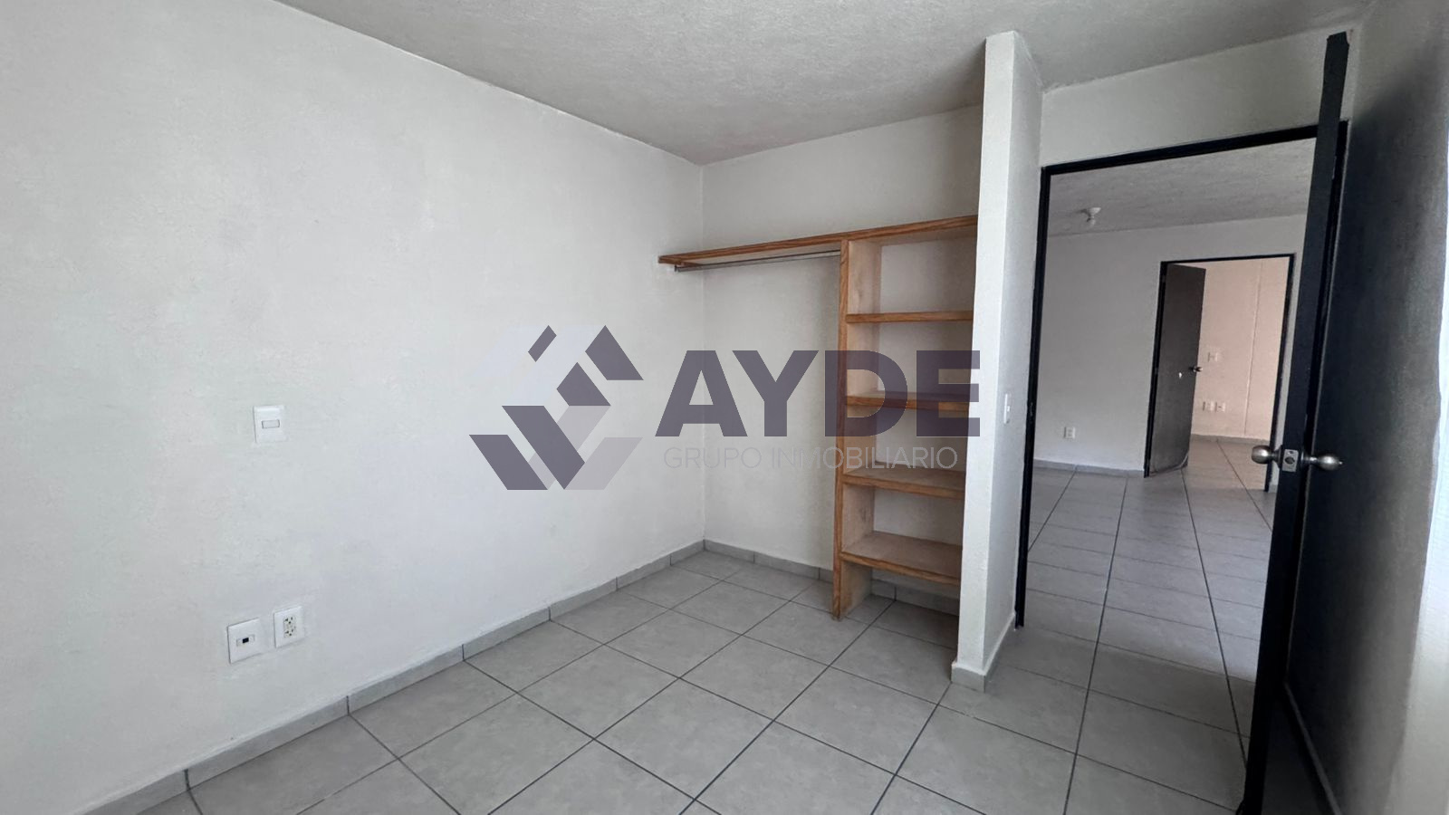 DEPARTAMENTO EN RENTA EN PARQUES GUADALAJARA 210 A