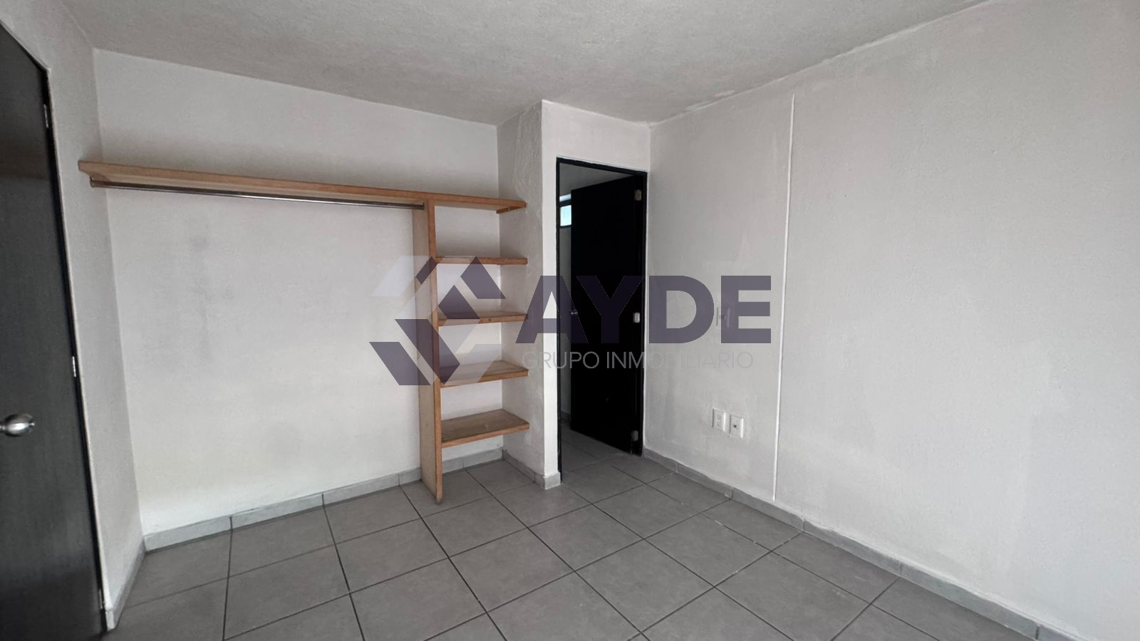DEPARTAMENTO EN RENTA EN PARQUES GUADALAJARA 210 A
