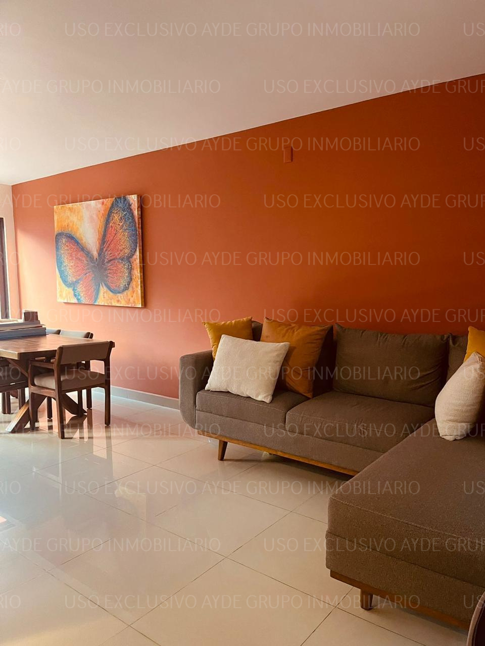 CASA EN RENTA EN SENDAS RESIDENCIAL